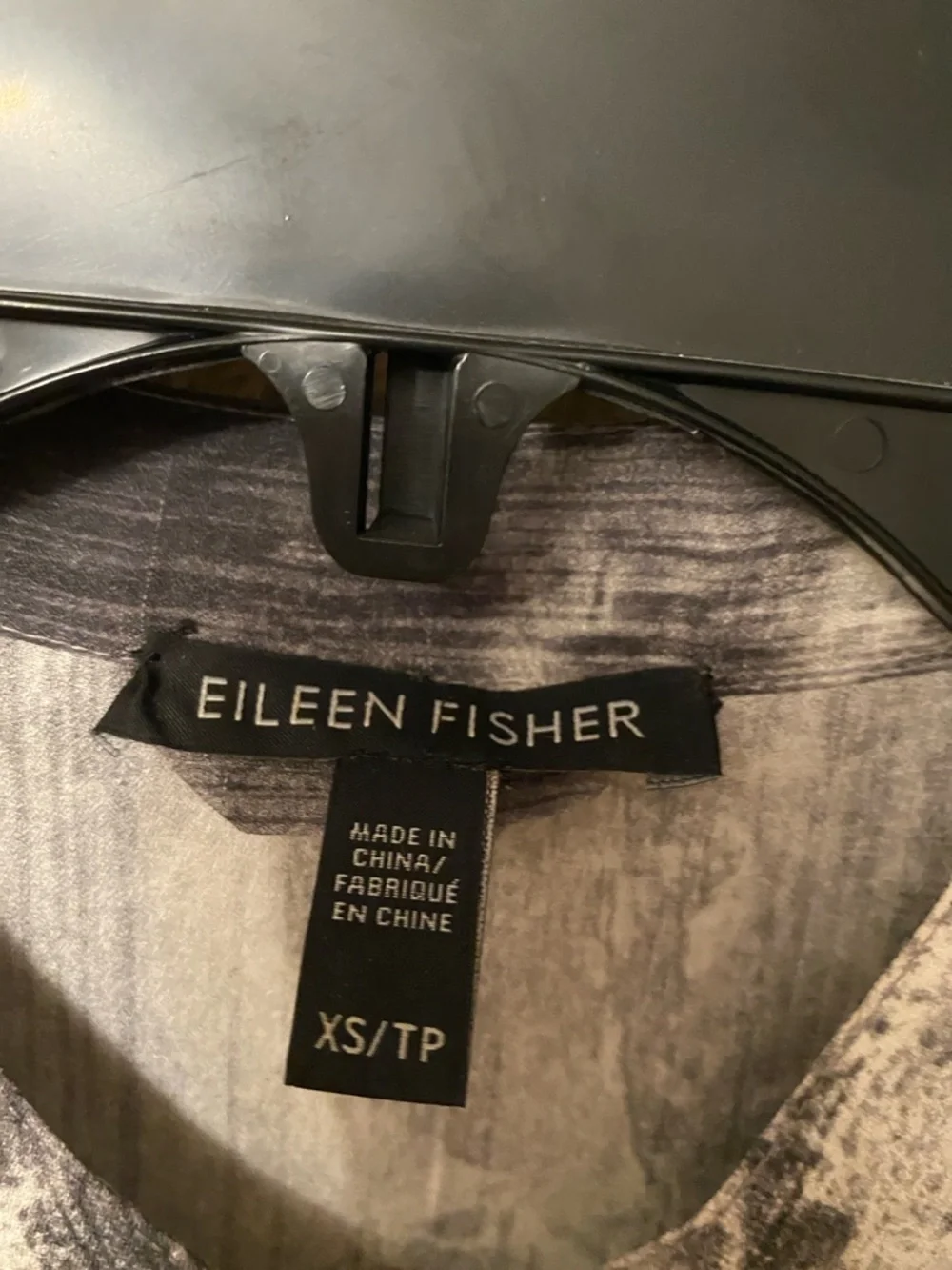 Eileen Fisher 100% Silk Ink Blot Print Tunic Top Sz XS Mandarin Collar Runs Big